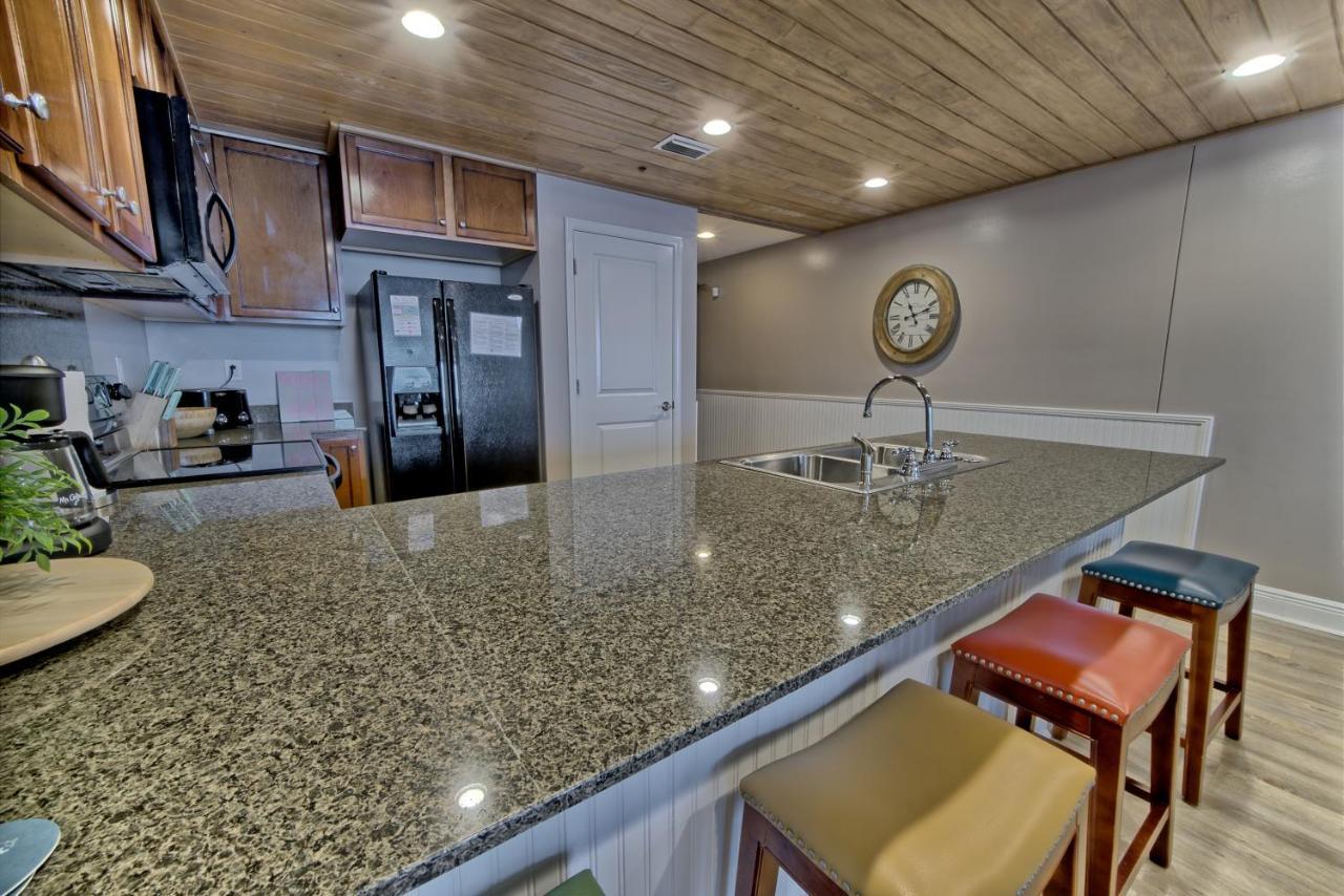 Sterling Breeze - Luxury Beach Front Condo Panama City Beach Exteriör bild